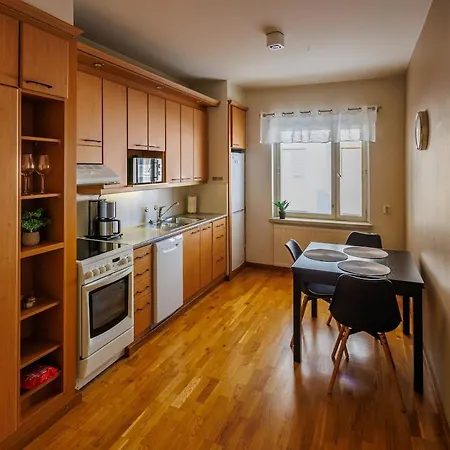 Idyllic One-bedroom In The Center For Four Persons Lägenhet *