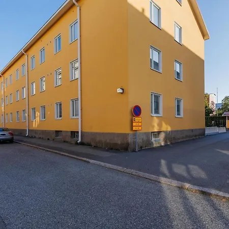 Idyllic One-bedroom In The Center For Four Persons Lägenhet Uleåborg